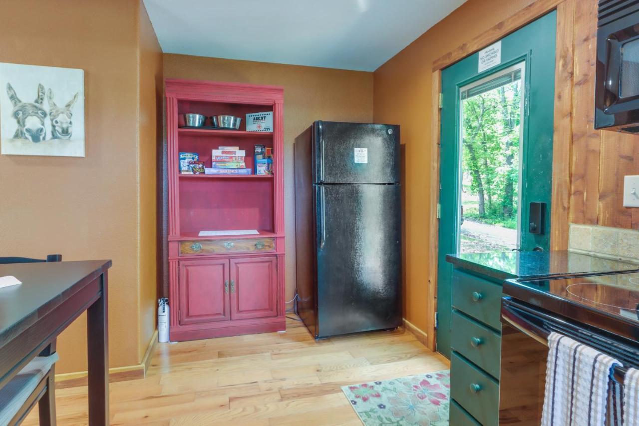 Warsaw Cabin With Sunroom And Lake Access! エクステリア 写真