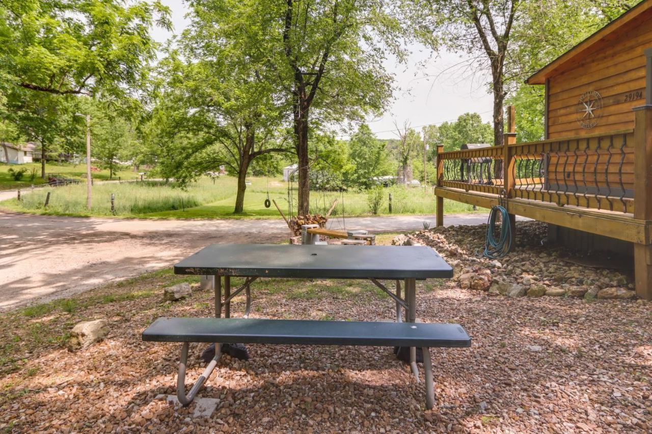 Warsaw Cabin With Sunroom And Lake Access! エクステリア 写真